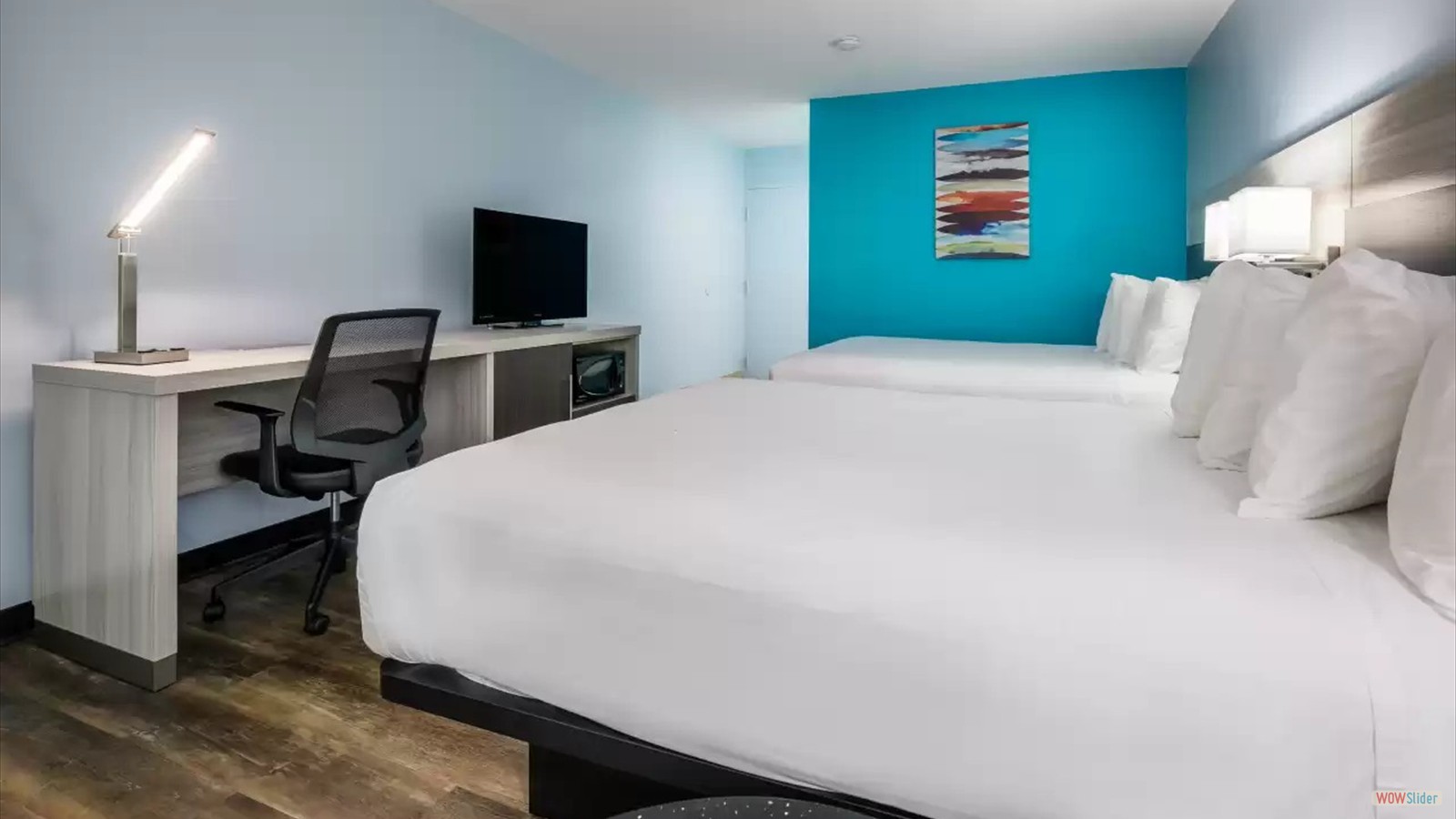 Standard Queenbeds